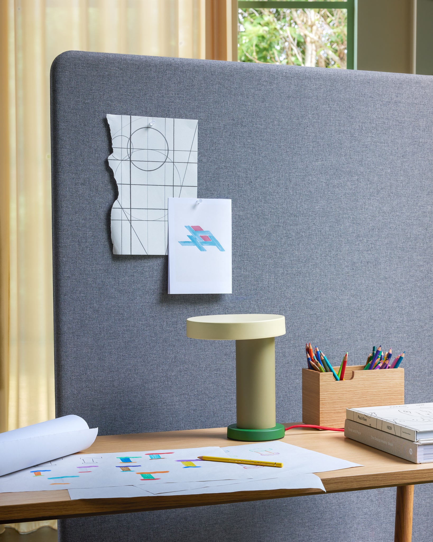 Magic Table Lamp Green/Olive