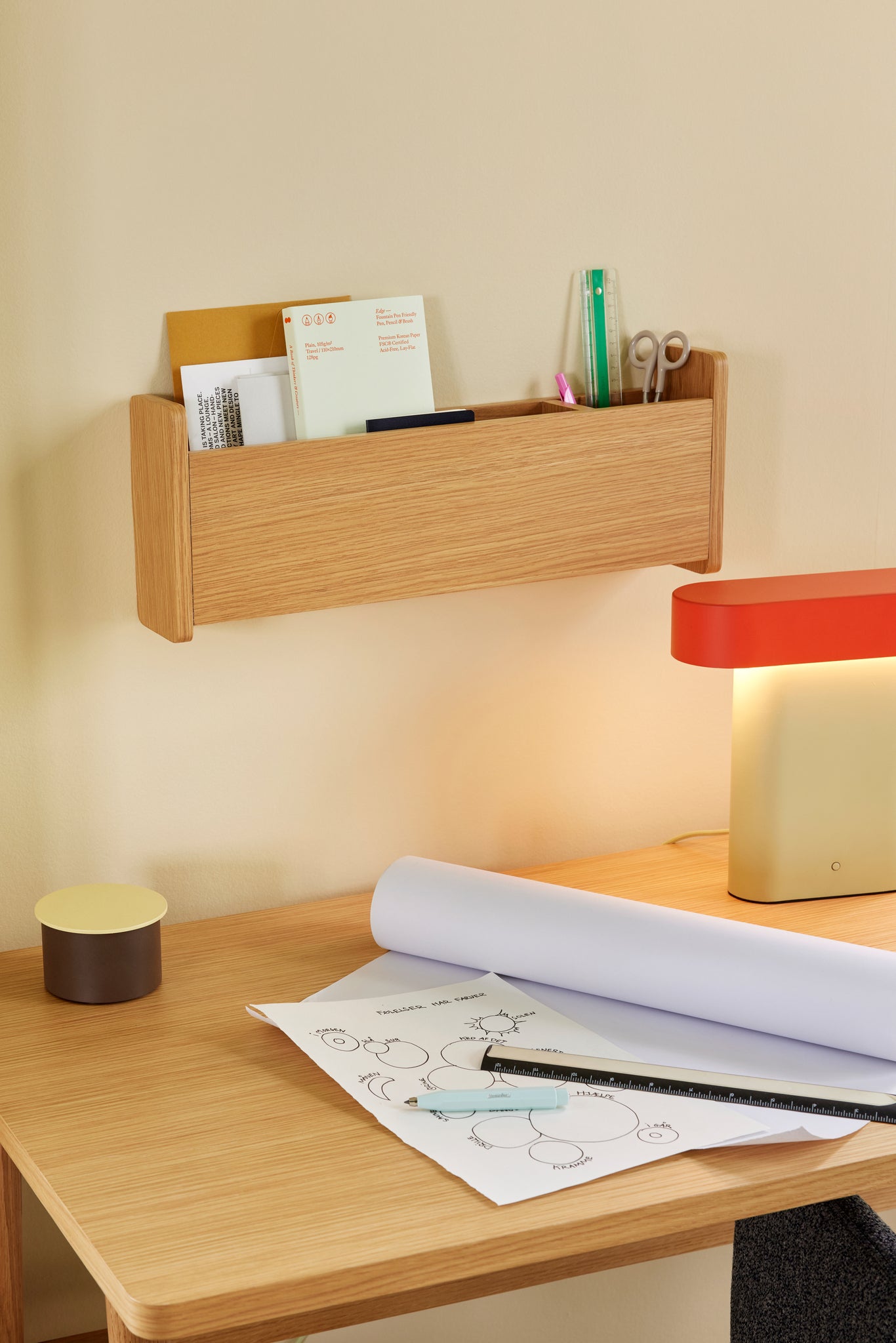 Sleek Table Lamp Green/Red