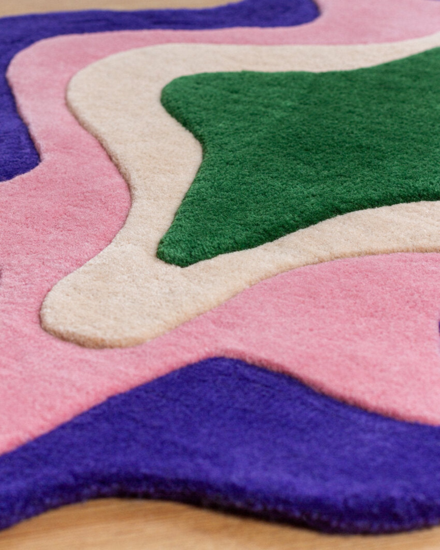 Candy Oyster Rug
