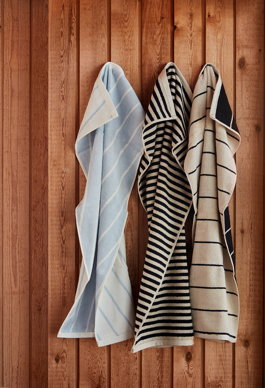 Striped Tablecloth 200×140 cm - Ice Blue