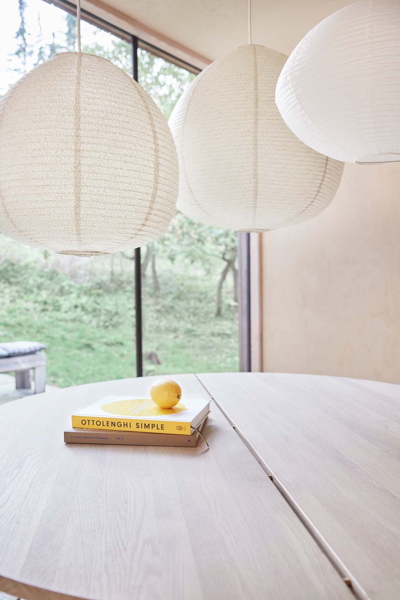 Moyo Paper Shade - Large - Off-white