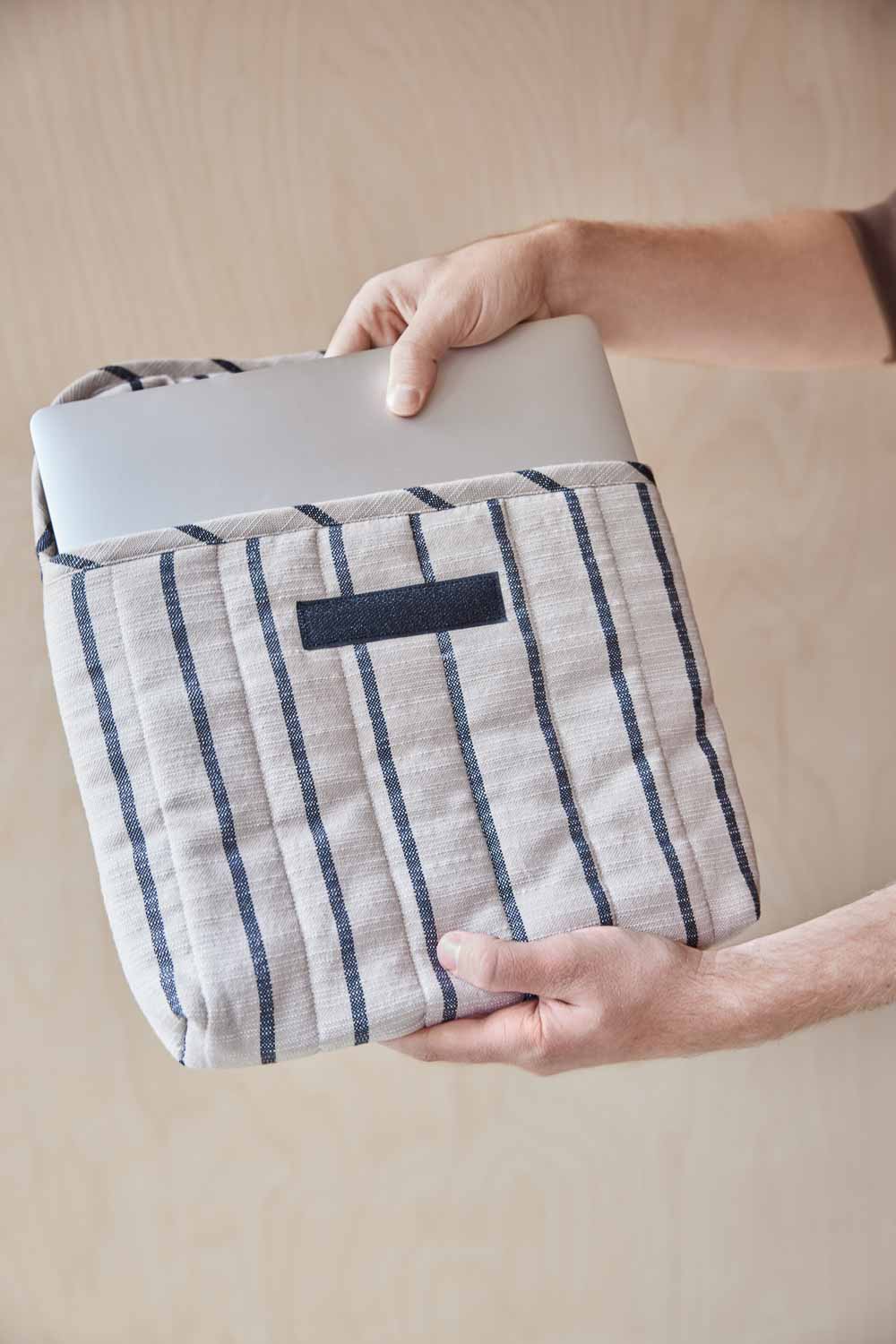 Futo Laptop Sleeve - 16 Inch - Clay