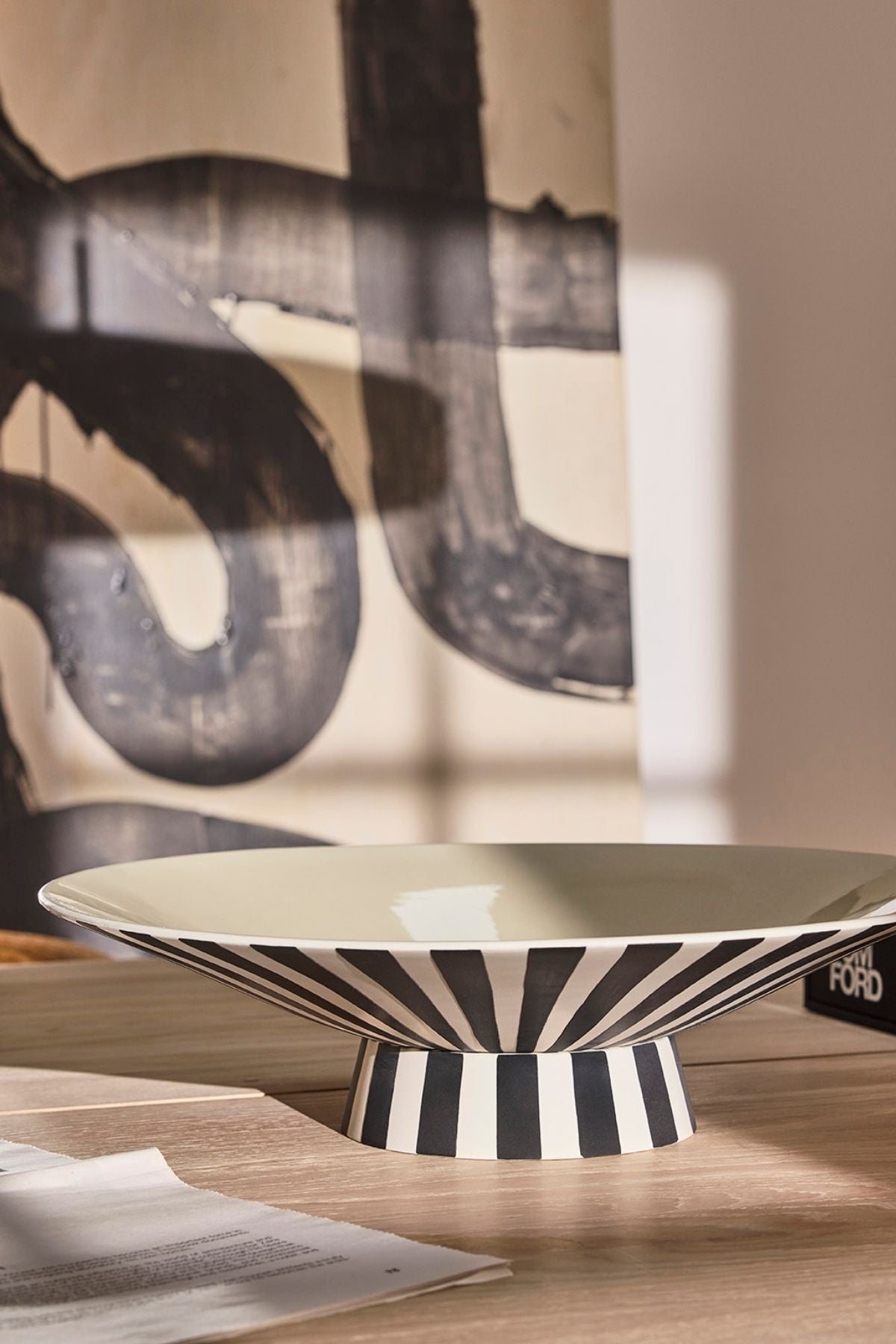 Toppu Centerpiece - Low - White/Black