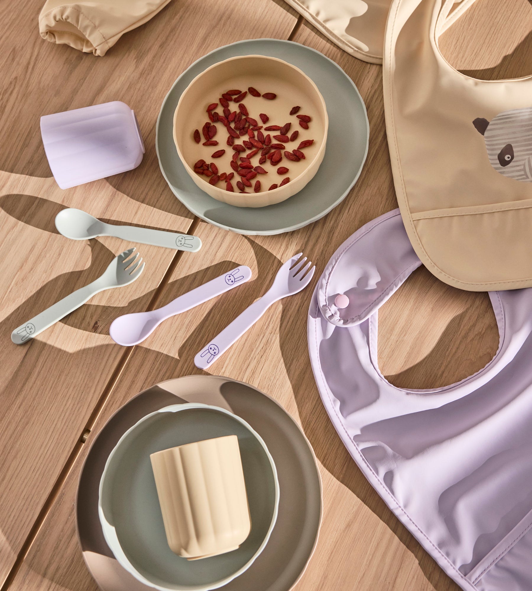 Pullo Tableware Set - Camel/Mint/Vanilla